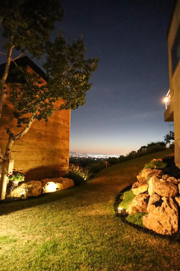 Holladay Luxury Alpine Treehouseヴィラ エクステリア 写真