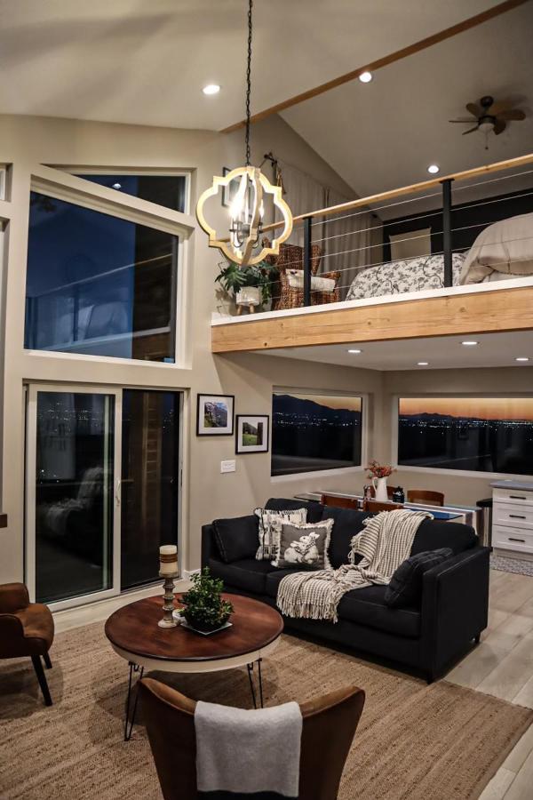 Holladay Luxury Alpine Treehouseヴィラ エクステリア 写真